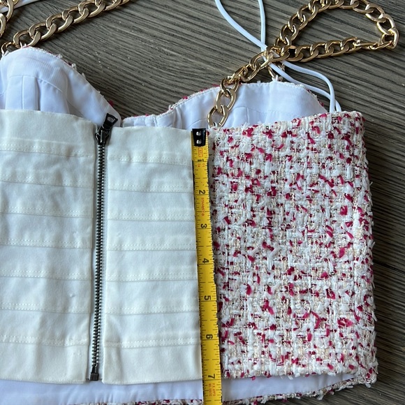 Cristi Bustier Crop Top in Off White & Raspberry
Alice + Olivia sz 8 NWOT $295 - Picture 6 of 9